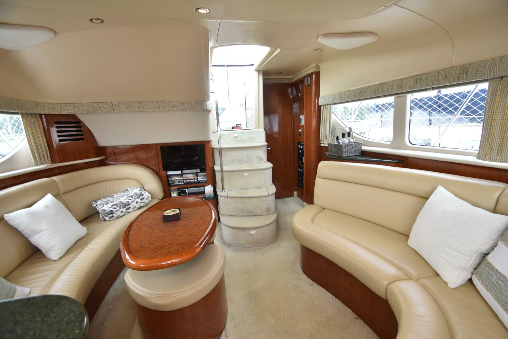 Slide: The Image of Sea Ray 390 Motor Yacht 2003 - 4505770