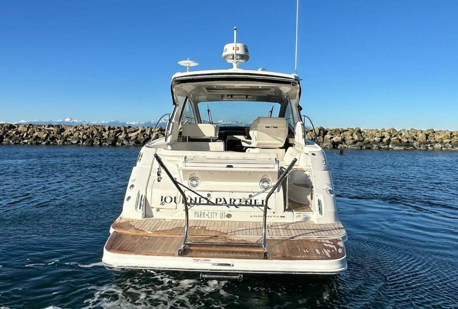 Slide: The Image of Sea Ray Sundancer 350 Coupe 2018 - 4972903