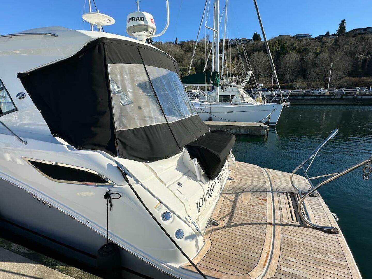 Slide: The Image of Sea Ray Sundancer 350 Coupe 2018 - 4972906