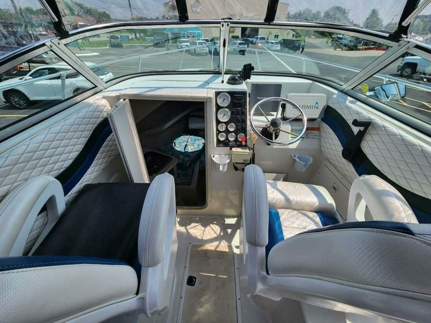 Slide: The Image of Seaswirl Striper Striper 2600 WA 2000 - 5121859