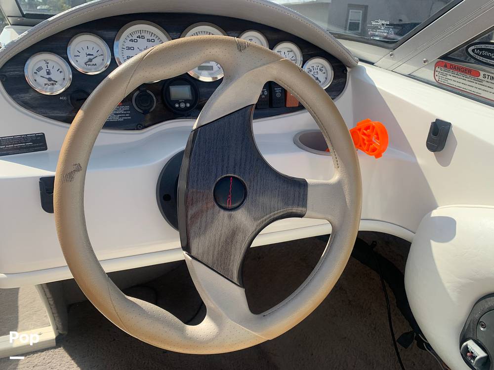 Slide: The Image of Steering Wheel - 10200108