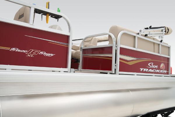 Slide: The Image of Manufacturer Provided Image: Sun Tracker Bass Buggy 16 XL Select - 22