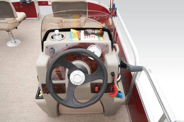 Slide: The Image of Manufacturer Provided Image: Sun Tracker Bass Buggy 16 XL Select - 36