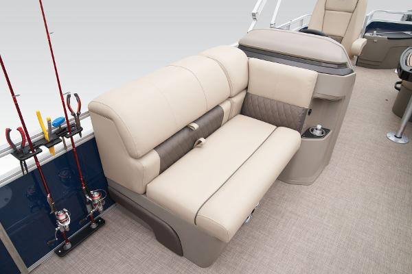 Slide: The Image of Sun Tracker Fishin' Barge 20 DLX - 17