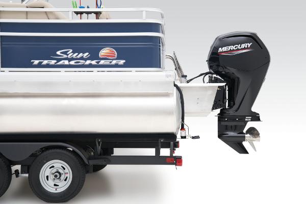 Slide: The Image of Sun Tracker Fishin' Barge 20 DLX - 40
