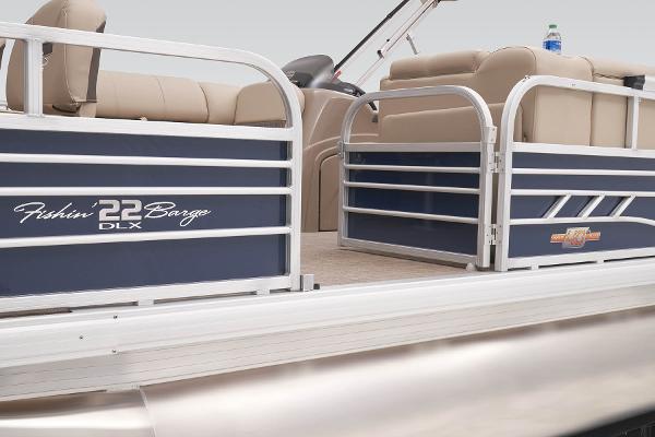 Slide: The Image of Sun Tracker Fishin' Barge 22 DLX 2023 - 10