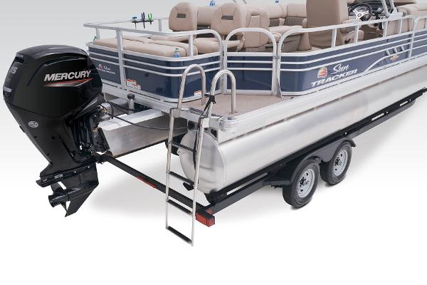 Slide: The Image of Sun Tracker Fishin' Barge 22 DLX 2023 - 47