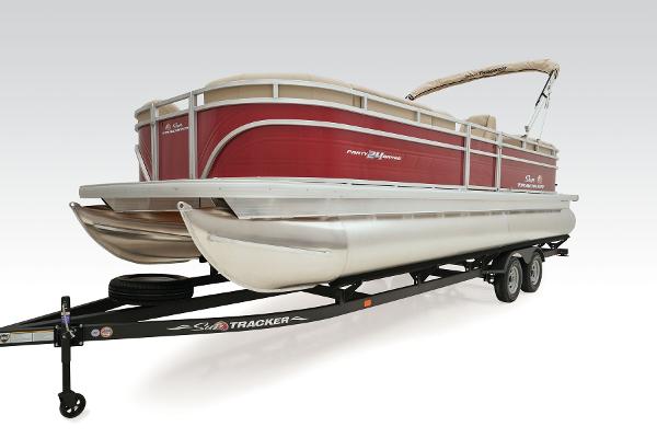 Slide: The Image of Sun Tracker Party Barge 24 DLX 2024 - 10