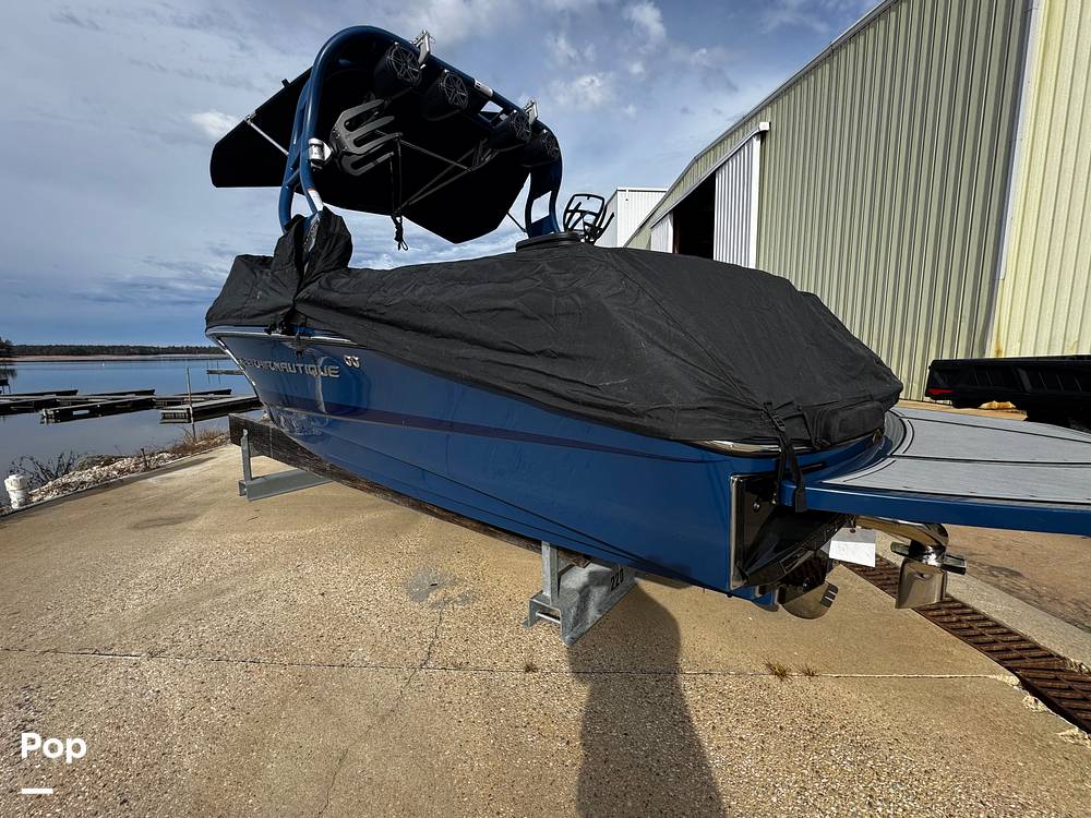 Slide: The Image of Super Air Nautique 210 2016 - 14993463