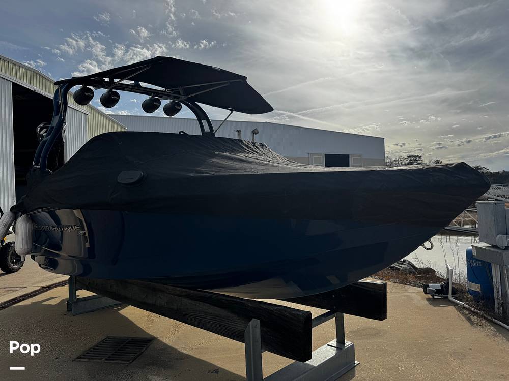 Slide: The Image of Super Air Nautique 210 2016 - 14996819
