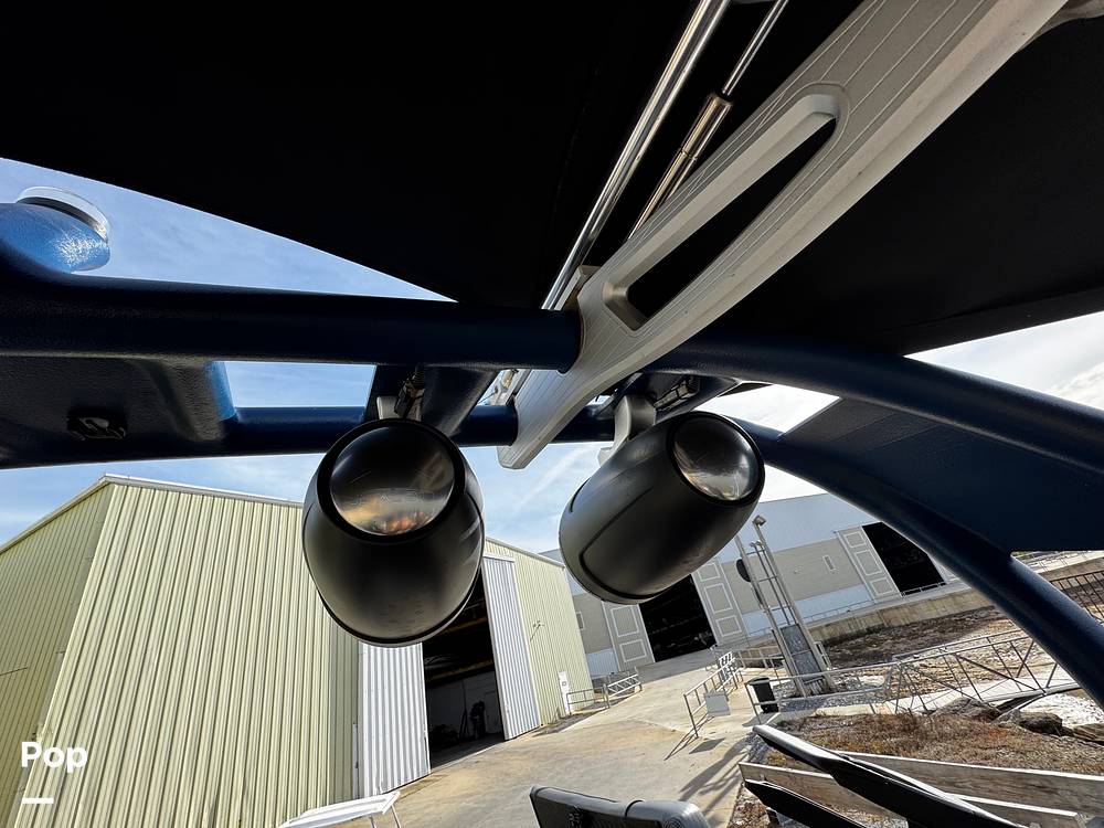 Slide: The Image of Super Air Nautique 210 2016 - 14996842