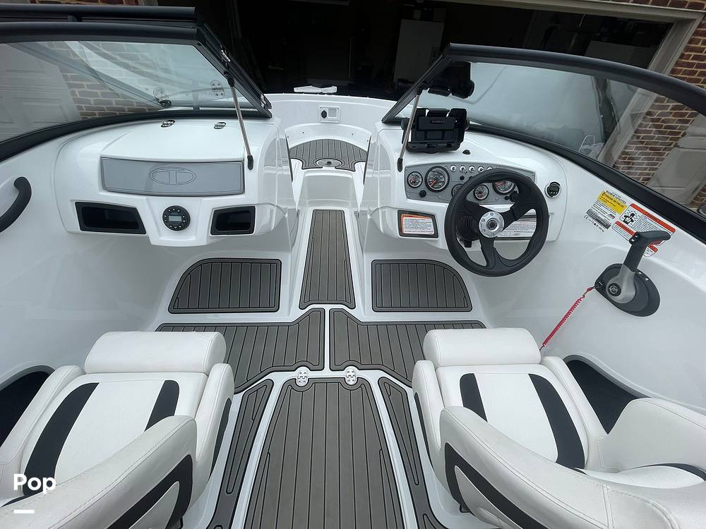 Slide: The Image of Tahoe 450 TF 2021 - 15294623