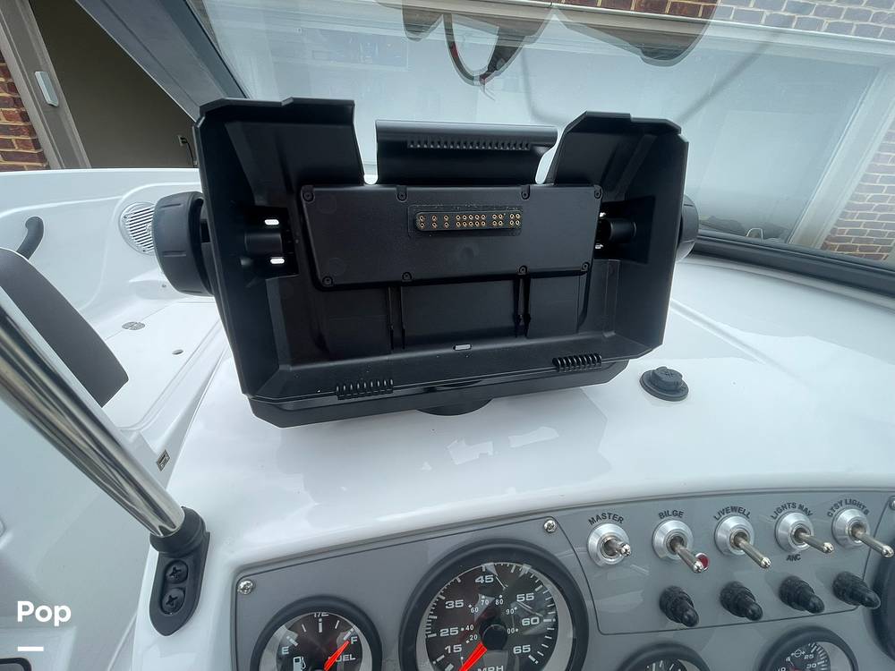 Slide: The Image of Tahoe 450 TF 2021 - 15294660