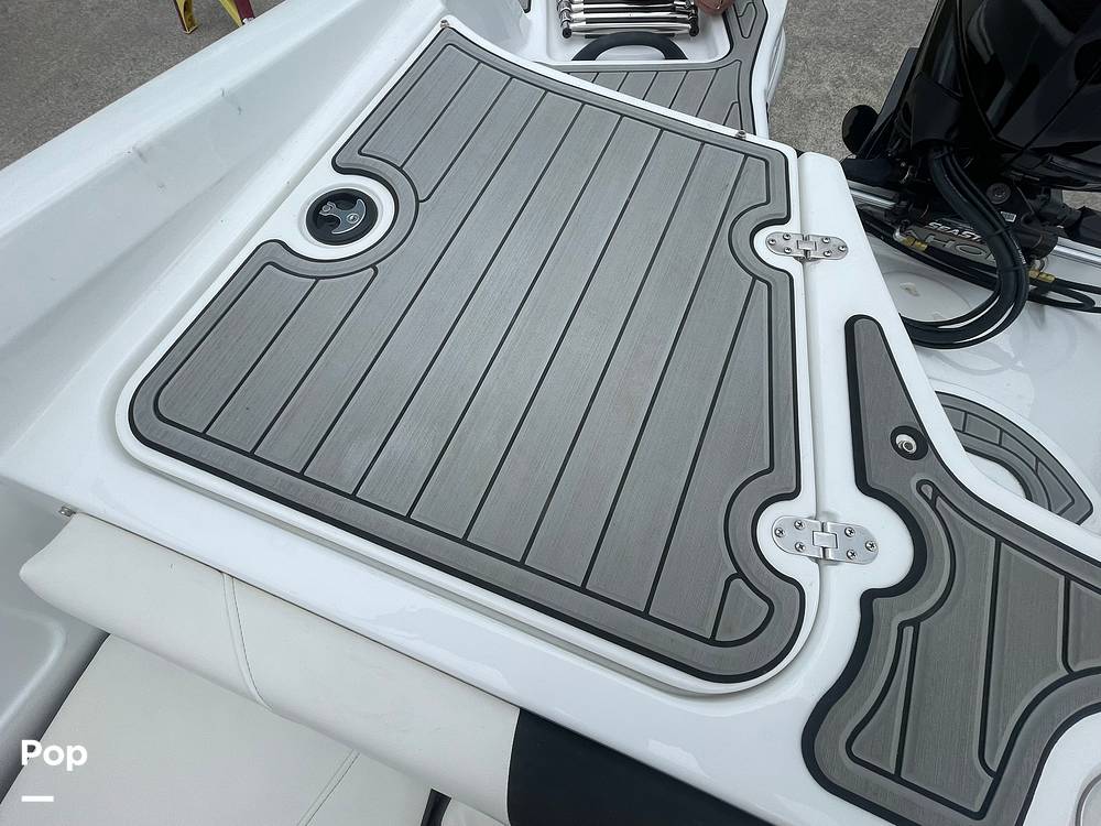 Slide: The Image of Tahoe 450 TF 2021 - 15294742