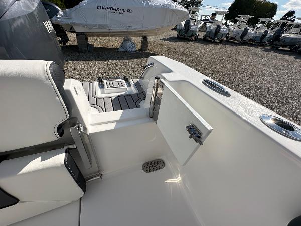 Slide: The Image of Tidewater 210 CC Adventure 2025 - 52