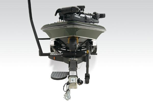 Slide: The Image of Triton 20XP Patriot 2025 - 13