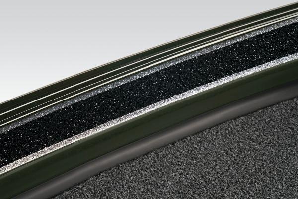 Slide: The Image of Triton 20XP Patriot 2025 - 35