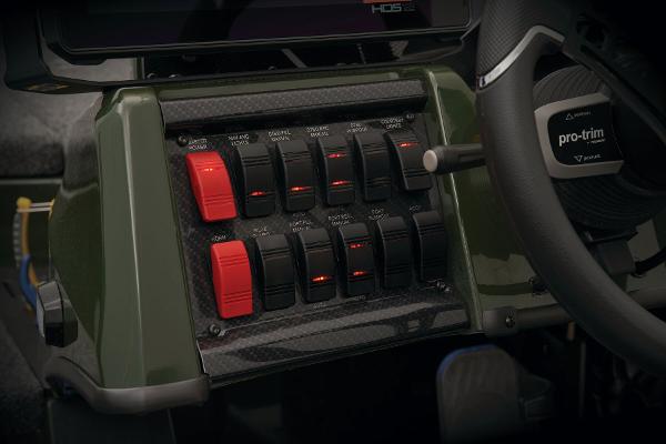 Slide: The Image of Triton 20XP Patriot 2025 - 51