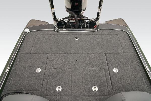 Slide: The Image of Triton 20XP Patriot 2025 - 69