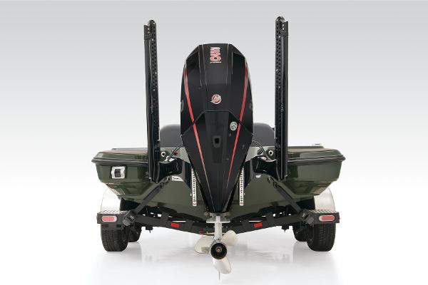 Slide: The Image of Triton 20XP Patriot 2025 - 83