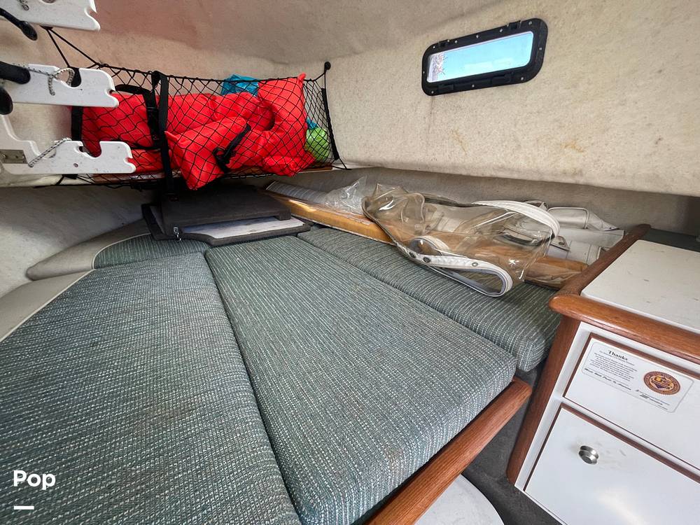 Slide: The Image of V Berth - 13354549