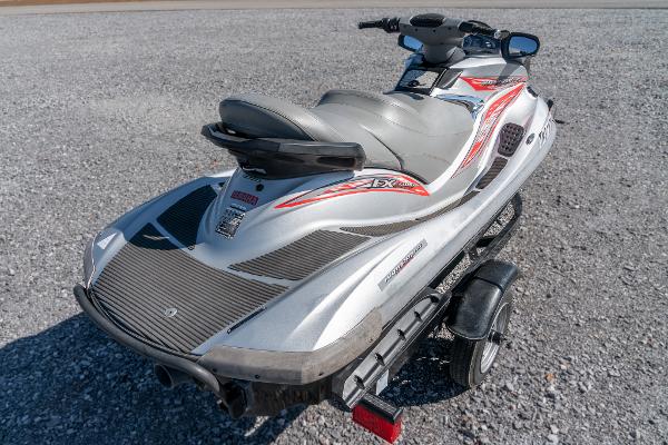 Slide: The Image of 2007 Yamaha WaveRunner FX Cruiser HO on a trailer. - 4